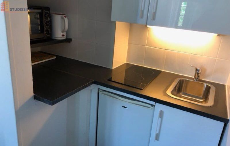 Studio meublé 22m² Neuilly-sur-Seine - Meublé, 3e étage - Photo 9