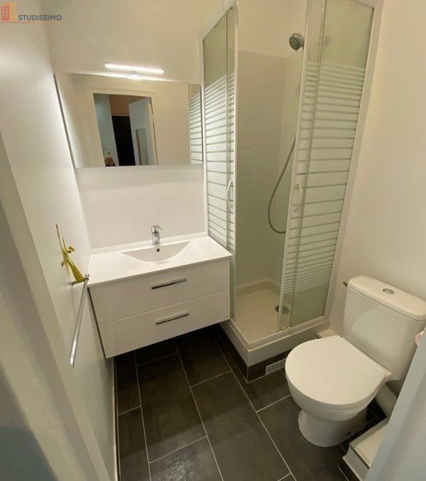 Studio meublé 22m² Neuilly-sur-Seine - Meublé, 3e étage - Photo 8