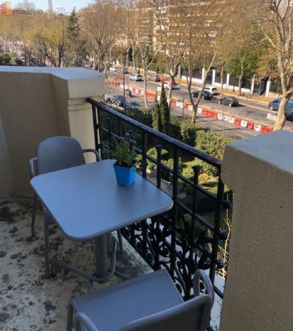 Studio meublé 22m² Neuilly-sur-Seine - Meublé, 3e étage - Photo 2