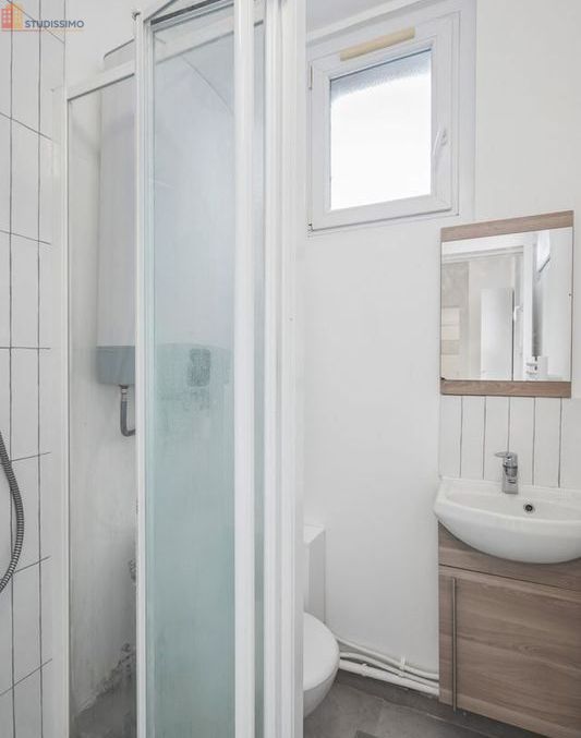 Studio meublé 17m² Asnières-sur-Seine - Meublé, DPE D - Photo 2