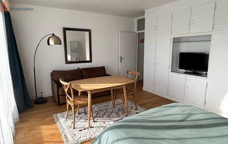 Studio meublé 32m² Neuilly-sur-Seine - Dernier étage, lumineux - Photo 7