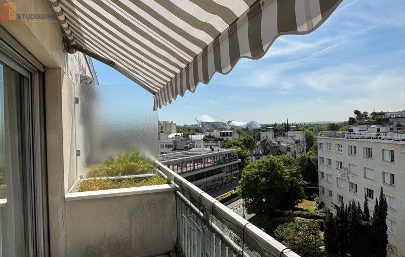 Studio meublé 32m² Neuilly-sur-Seine - Dernier étage, lumineux - Photo 3