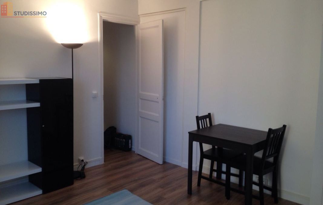 Studio meublé 29m² Issy-les-Moulineaux - Meublé, 5e étage - Photo 3
