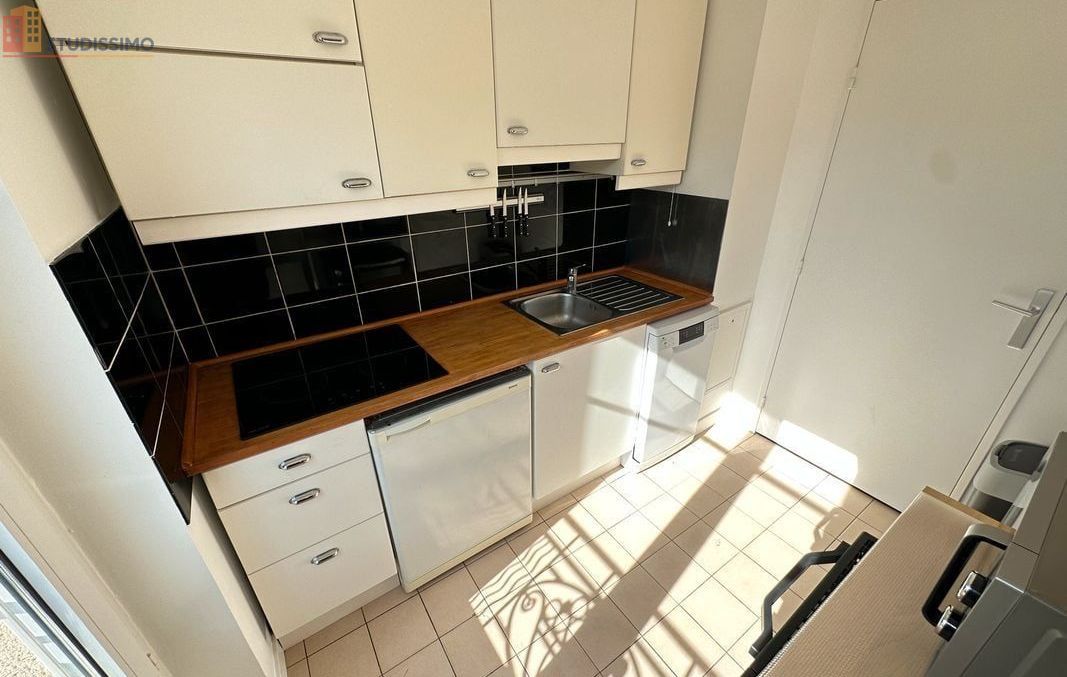 Studio meublé 31m² La Garenne-Colombes - Meublé, 1er étage - Photo 8