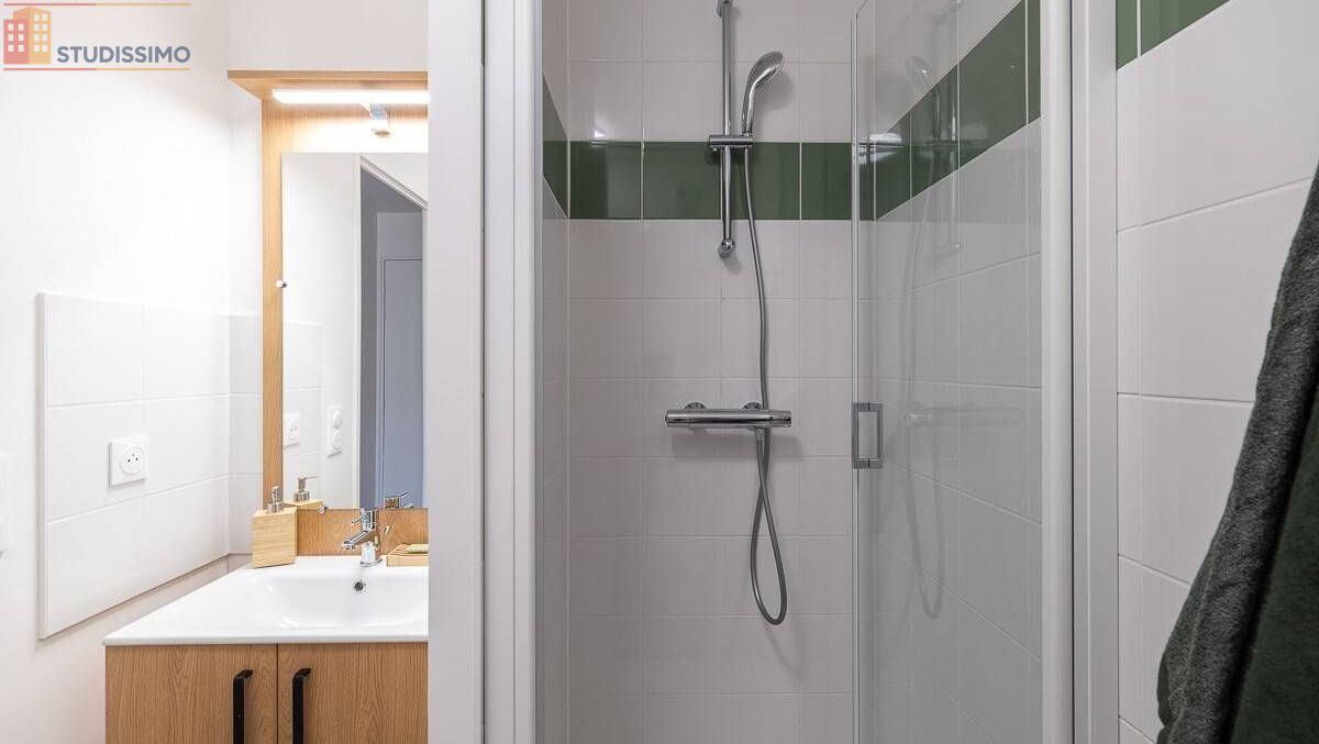 Studio meublé 18m² Clichy - Meublé, 1 pièce - Photo 2