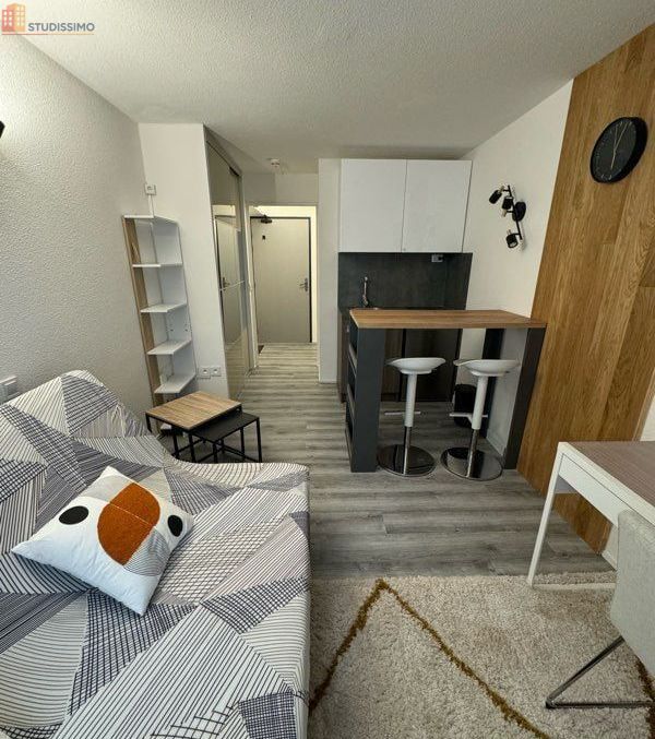 Studio à Courbevoie