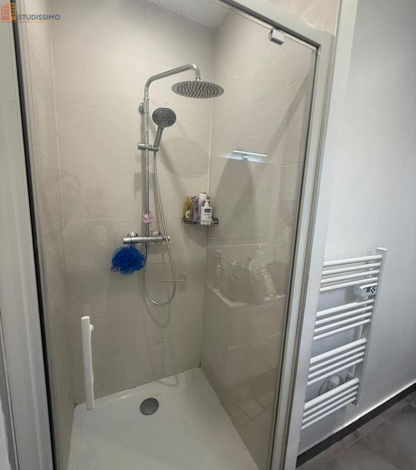 Studio meublé 22m² Issy-les-Moulineaux - Meublé, 1er étage - Photo 1