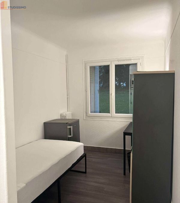 Studio meublé 10m² Ville-d'Avray 92410 - Meublé, pour étudiant - Photo 5