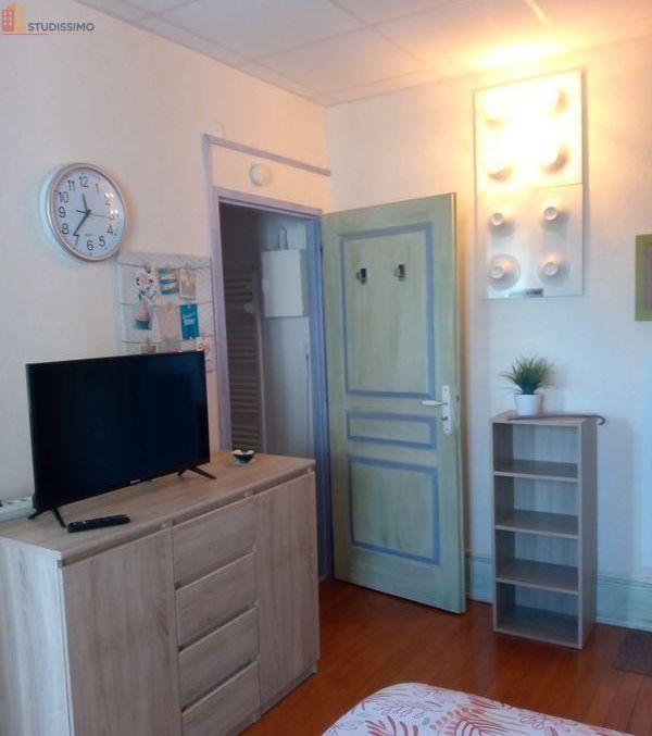 Studio 22m² Vittel - Meublé - Photo 2