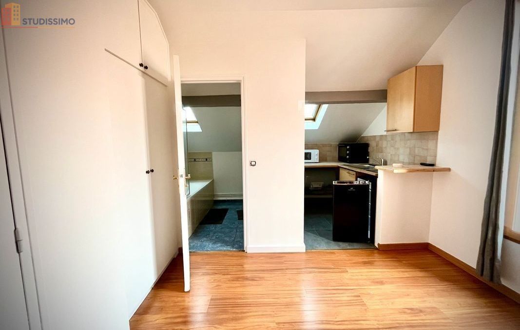 Studio meublé 15m² Nanterre - Proche La Défense, belle surface - Photo 18