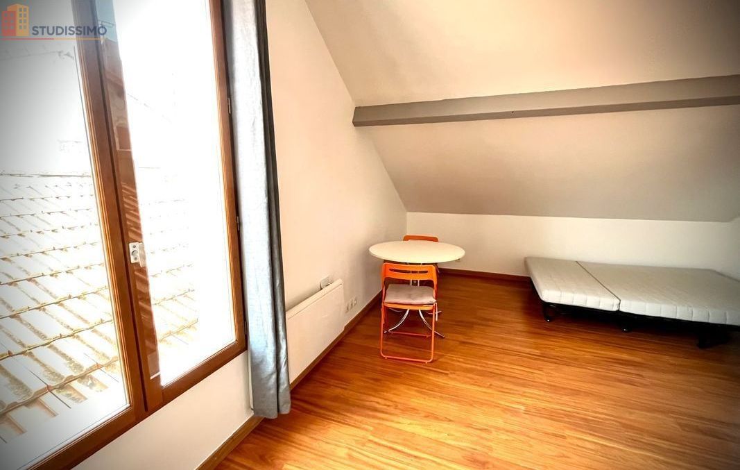 Studio meublé 15m² Nanterre - Proche La Défense, belle surface - Photo 13