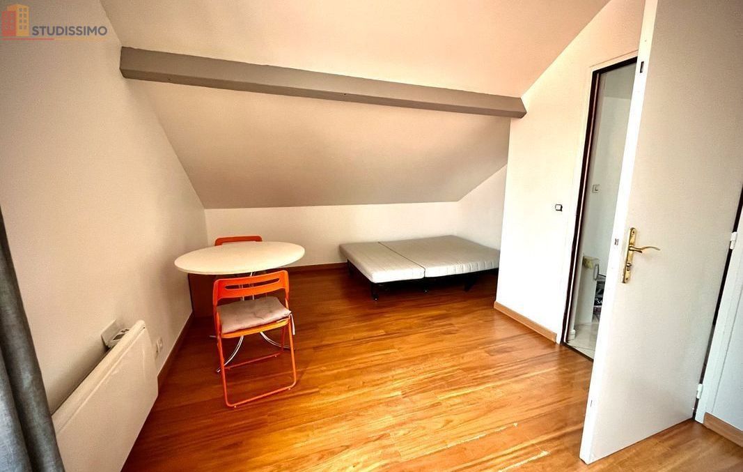 Studio meublé 15m² Nanterre - Proche La Défense, belle surface - Photo 12