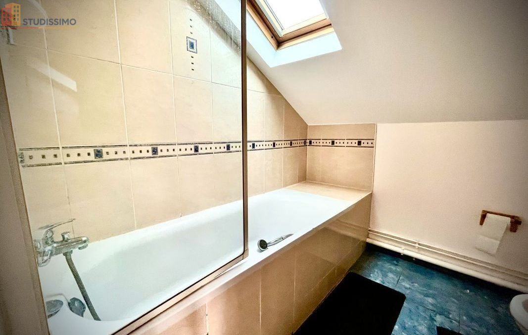 Studio meublé 15m² Nanterre - Proche La Défense, belle surface - Photo 7
