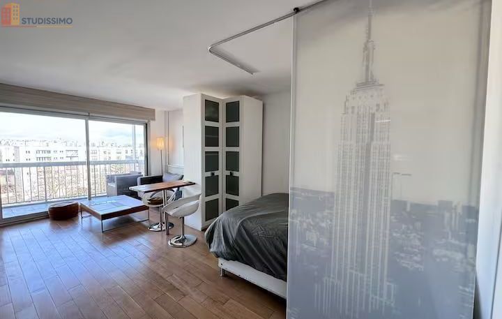 Studio à Courbevoie