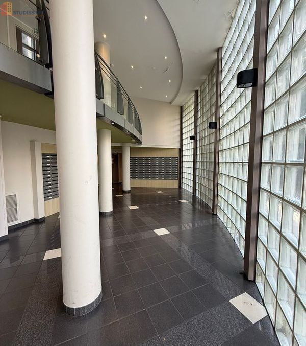 Studio meublé 28m² Courbevoie La Défense - Proche métro, lumineux - Photo 1