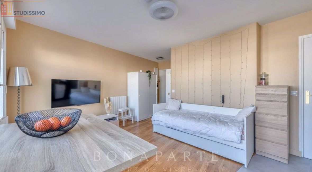 Studio à Asnières-sur-Seine