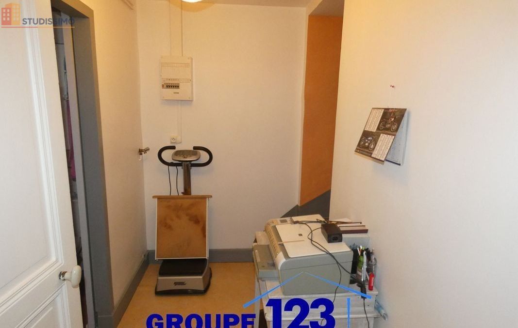 Studio 29m² Saint-Florentin - 1er étage - Photo 4