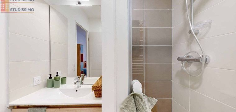 Studio meublé 19m² Fontenay-aux-Roses - Meublé, 6e étage - Photo 3