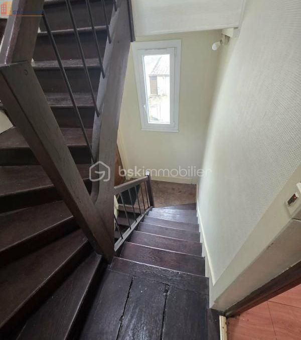 Studio 30m² Sens 89100 - Photo 4