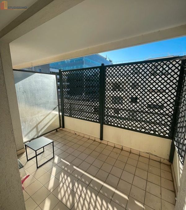 Studio 30m² Boulogne-Billancourt - Balcon plein sud, meublé - Photo 5