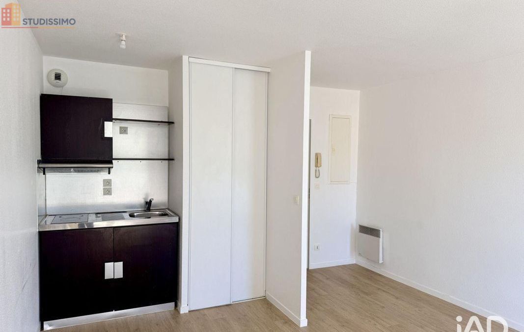 Studio 30m² Sens 89100 - Photo 8
