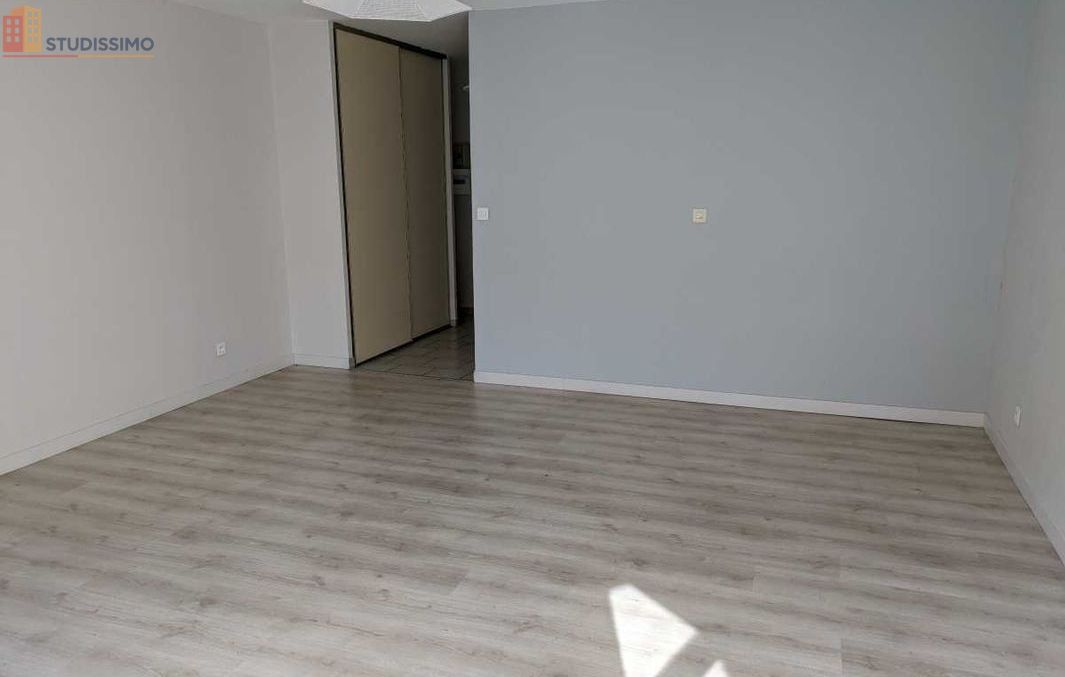 Studio 32m² Sens 89100 - Exposition est, terrasse et jardin - Photo 8