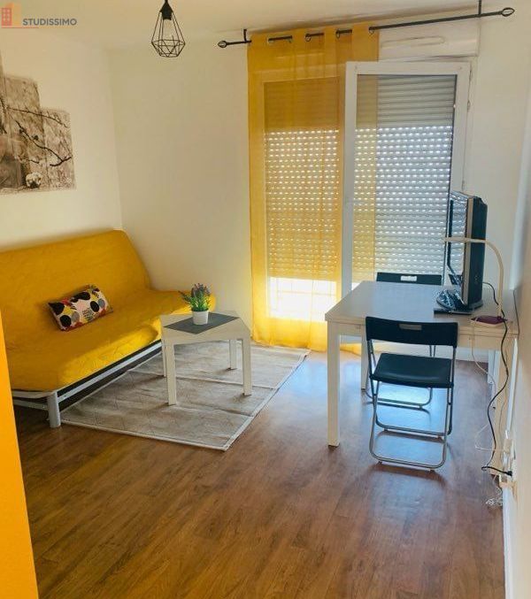 Studio à Villeneuve-la-Garenne