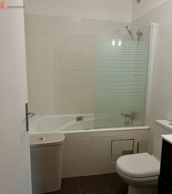 Studio meublé 28m² Vanves - Rénové, équipé - Photo 2
