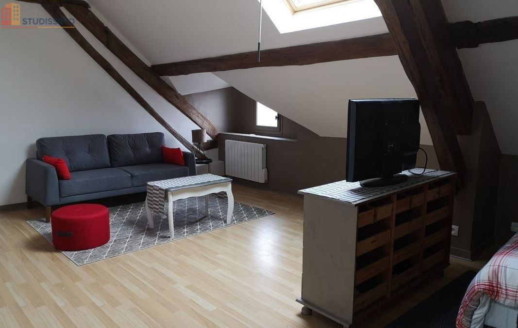 Studio à Villeneuve-la-Guyard