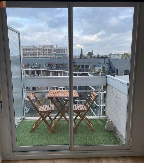 Studio meublé 19m² Courbevoie Bécon - Balcon, proche La Défense - Photo 2