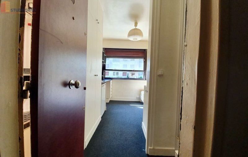 Studio meublé 10m² Neuilly-sur-Seine - Vue jardin - Photo 7
