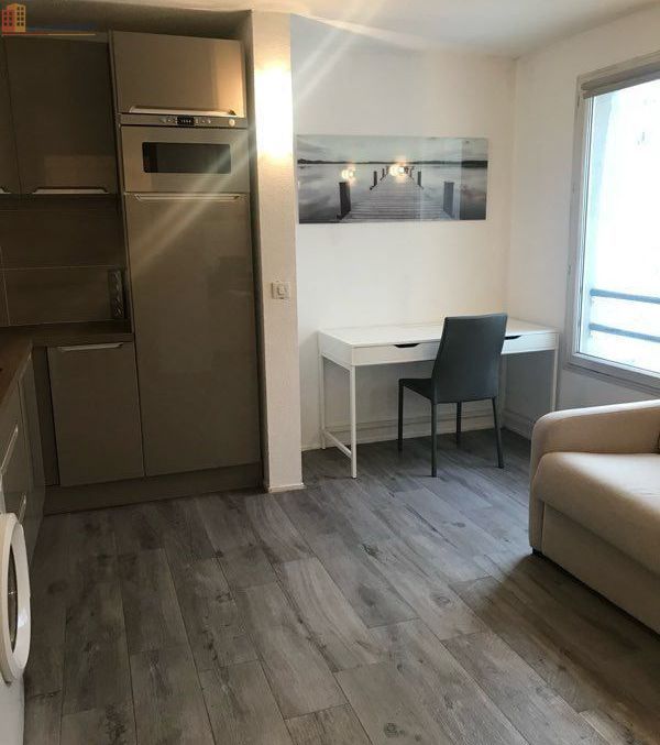Studio à Courbevoie