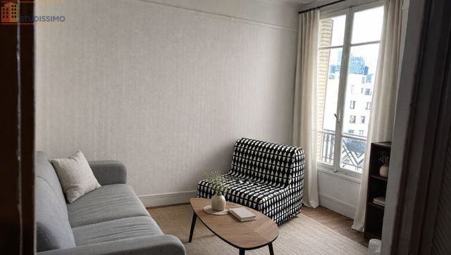 Studio meublé 23m² Courbevoie - Lumineux, vue La Défense - Photo 4