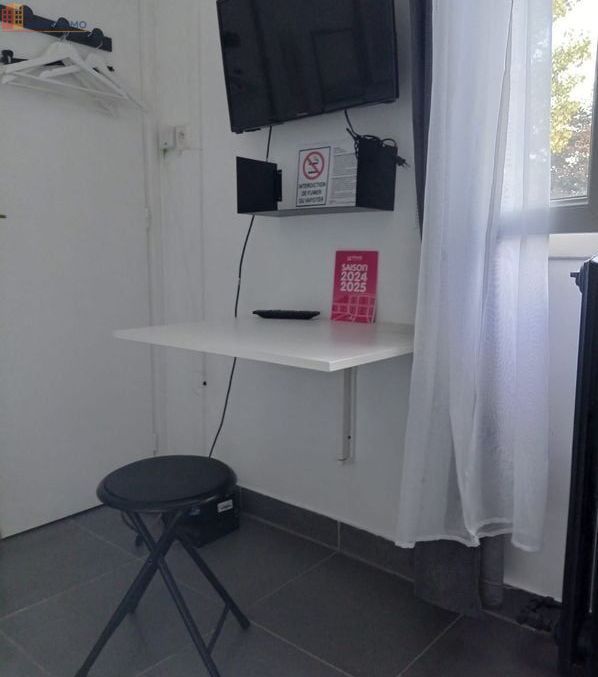 Studio meublé 10m² Saint-Cloud - Entièrement rénové - Photo 1