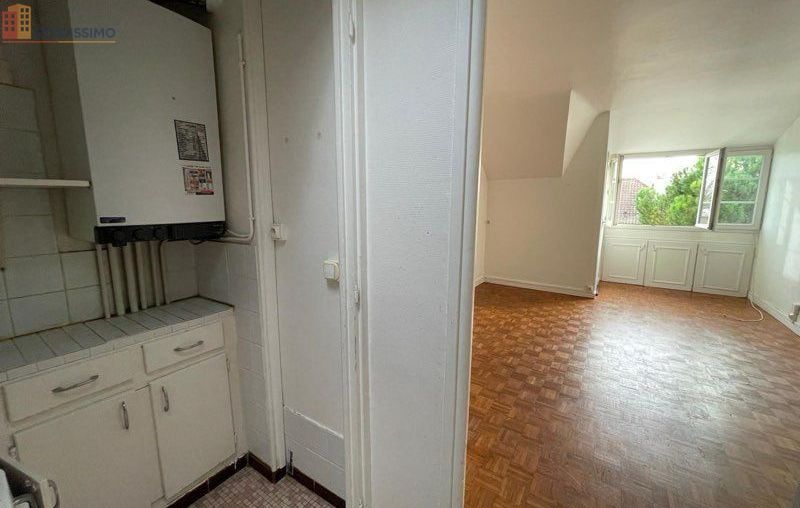 Studio 25m² Saint-Cloud 92210 - Meublé, dernier étage - Photo 7