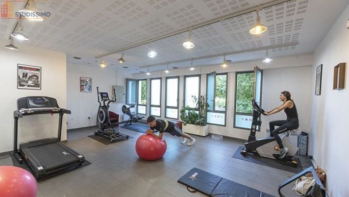 Studio meublé 21m² Rueil-Malmaison - 5e étage, lumineux - Photo 2