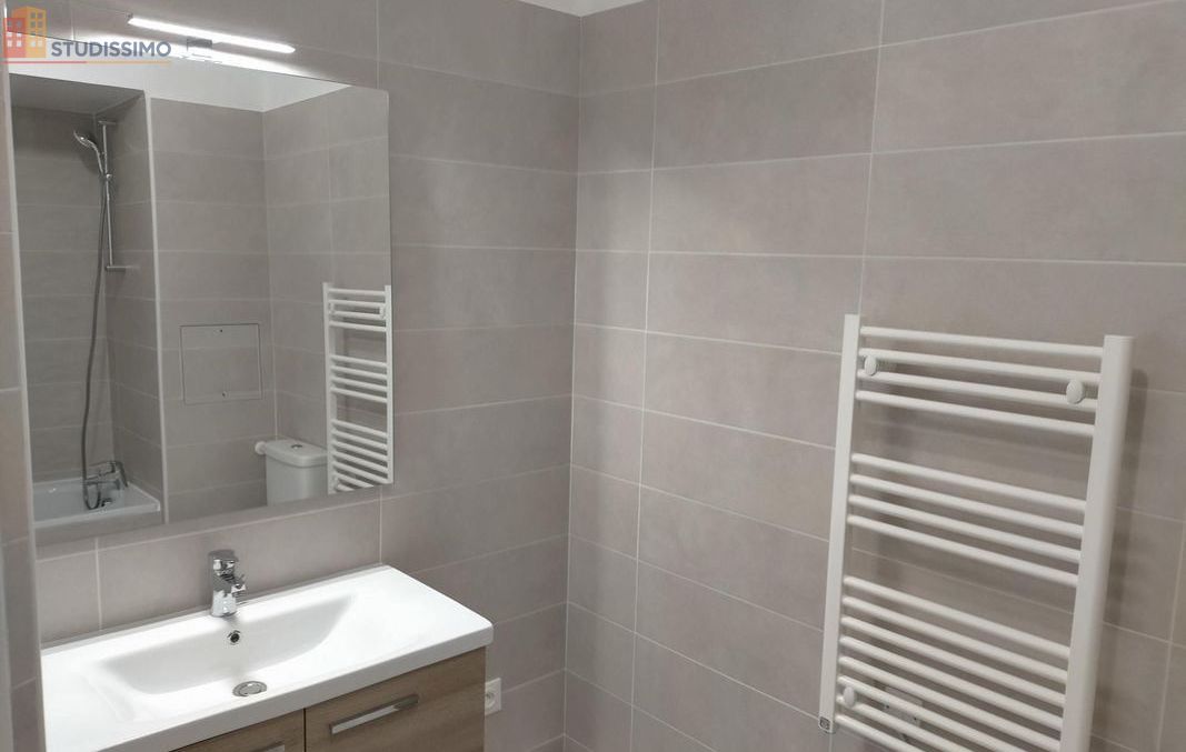 Studio 33m² Suresnes - Parking, lumineux - Photo 6