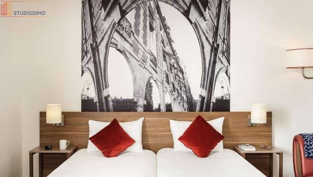 Studio meublé 25m² Courbevoie - Meublé, lumineux - Photo 1