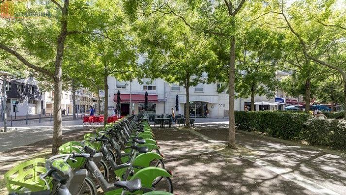 Studio meublé 18m² Issy-les-Moulineaux - 7e étage, lumineux - Photo 3