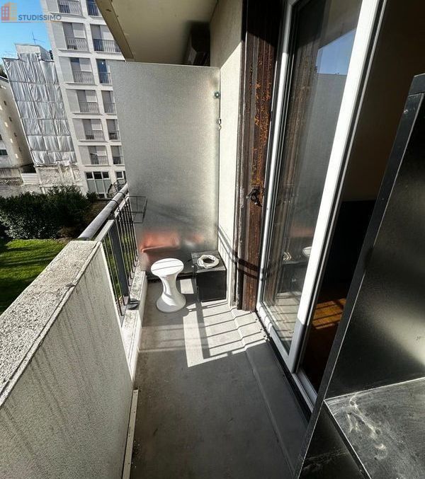 Studio meublé 19m² Neuilly-sur-Seine - Meublé, 2e étage - Photo 2
