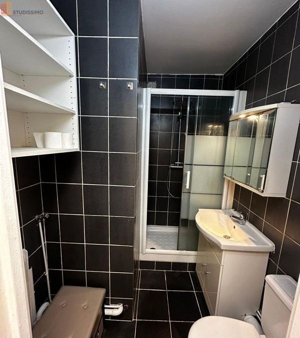 Studio meublé 19m² Neuilly-sur-Seine - Meublé, 2e étage - Photo 1