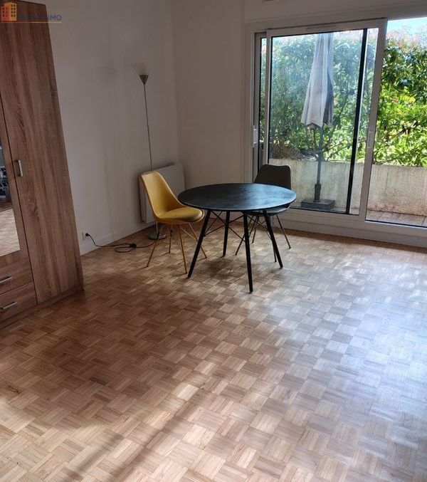 Studio à Rueil-Malmaison