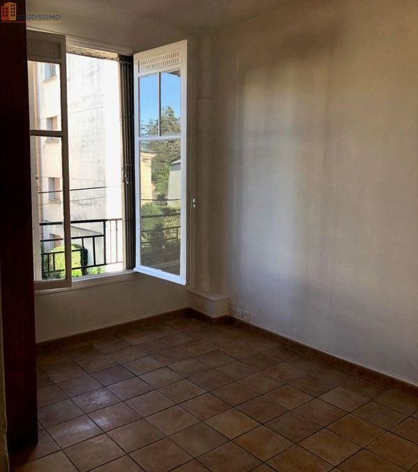 Studio 20m² Neuilly-Plaisance - Lumineux, 1er étage - Photo 5