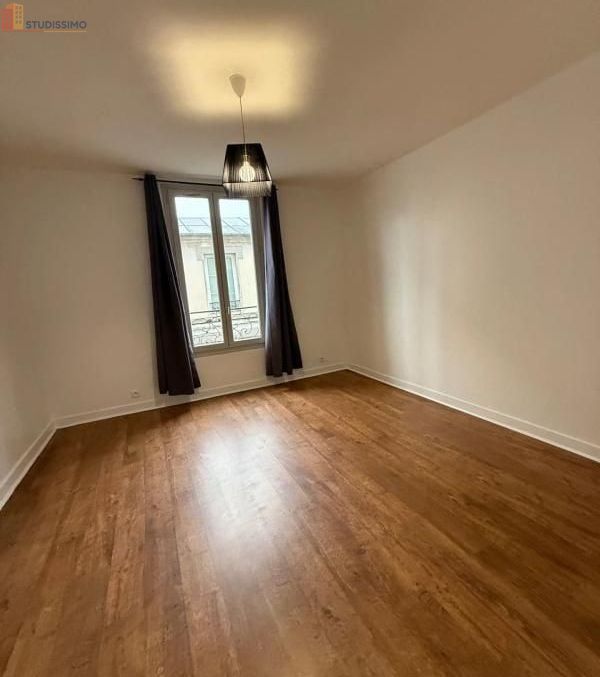 Studio 35m² Saint-Ouen-sur-Seine - 1er étage - Photo 11