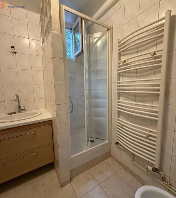 Studio 35m² Saint-Ouen-sur-Seine - 1er étage - Photo 8