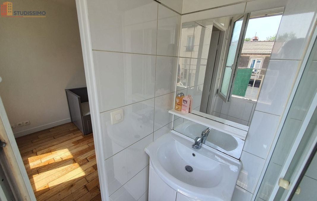 Studio meublé 19m² L'Île-Saint-Denis - Balcon, proche transports - Photo 1