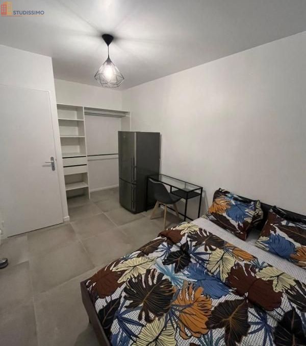 Studio meublé 11m² Épinay-sur-Seine - Meublé, 11m² - Photo 4