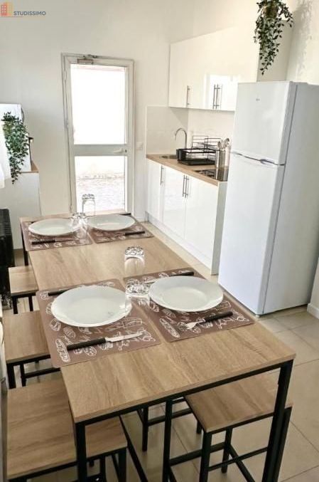Studio meublé 9m² La Courneuve - Compact, lumineux - Photo 2
