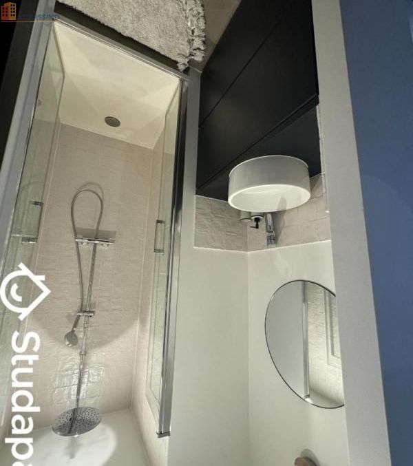 Studio 17m² Saint-Ouen-sur-Seine - Meublé, 3e étage - Photo 1