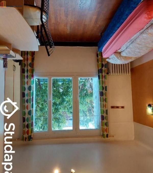 Studio à Stains